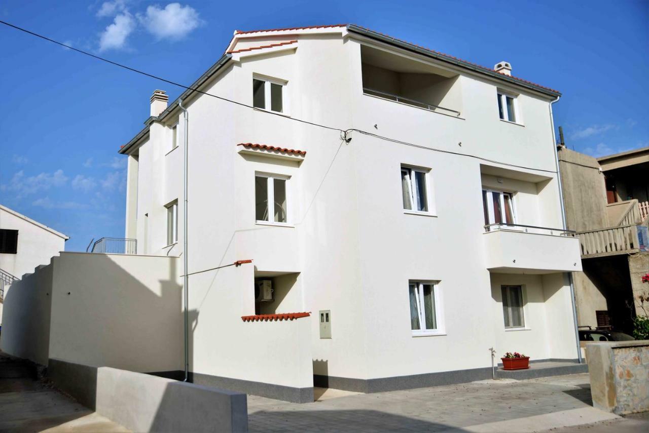 Apartments Enida เบทินา ภายนอก รูปภาพ